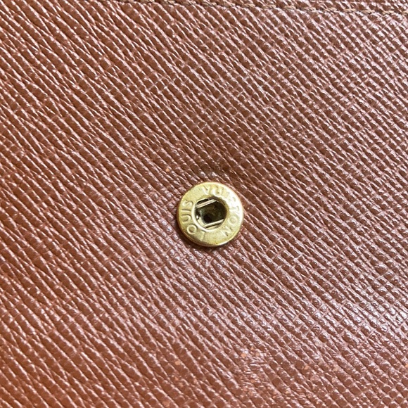 Louis Vuitton Wallet - Picture 6 of 14